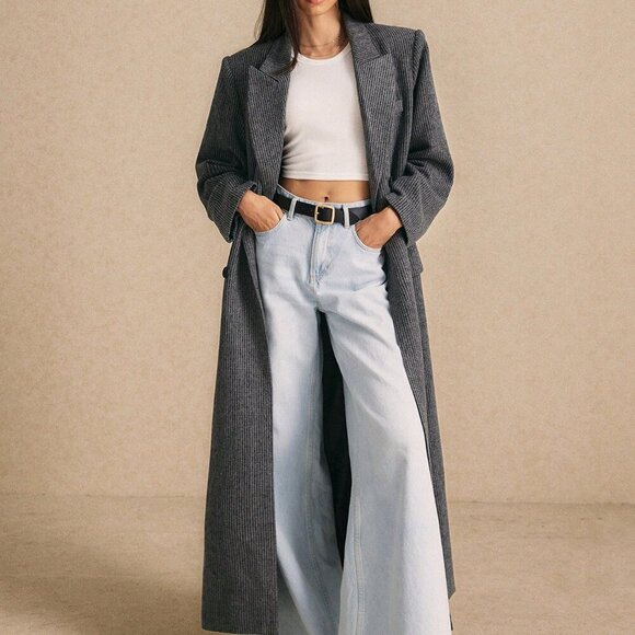 Grey Elegant Women's Extra Long Gray Suit - Picture 2 of 7